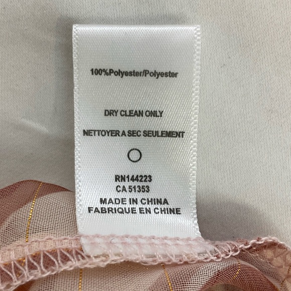 Elizabeth Cosby Women's Sheer Cream Geometric Print Blouse, size XSmall - Picture 11 of 13